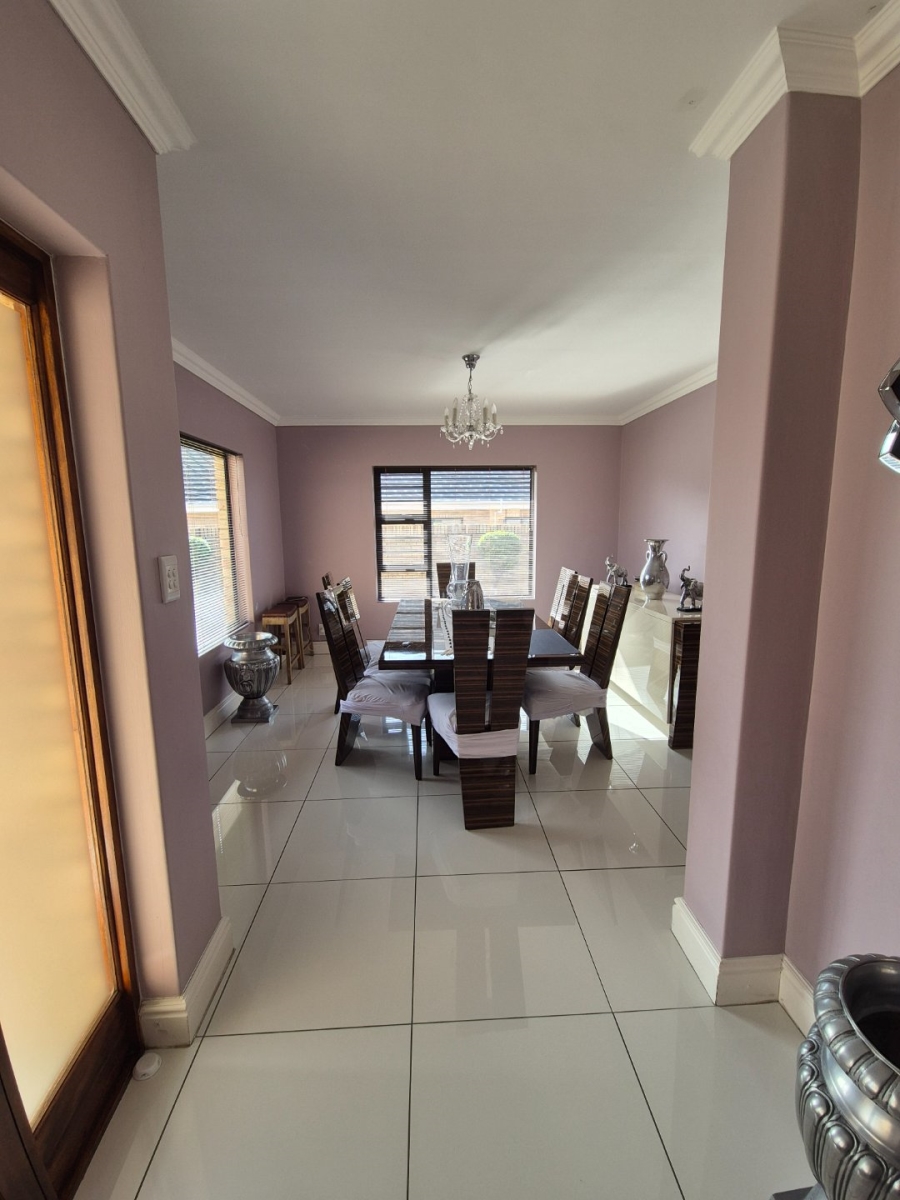3 Bedroom Property for Sale in Weybridge Park Eastern Cape